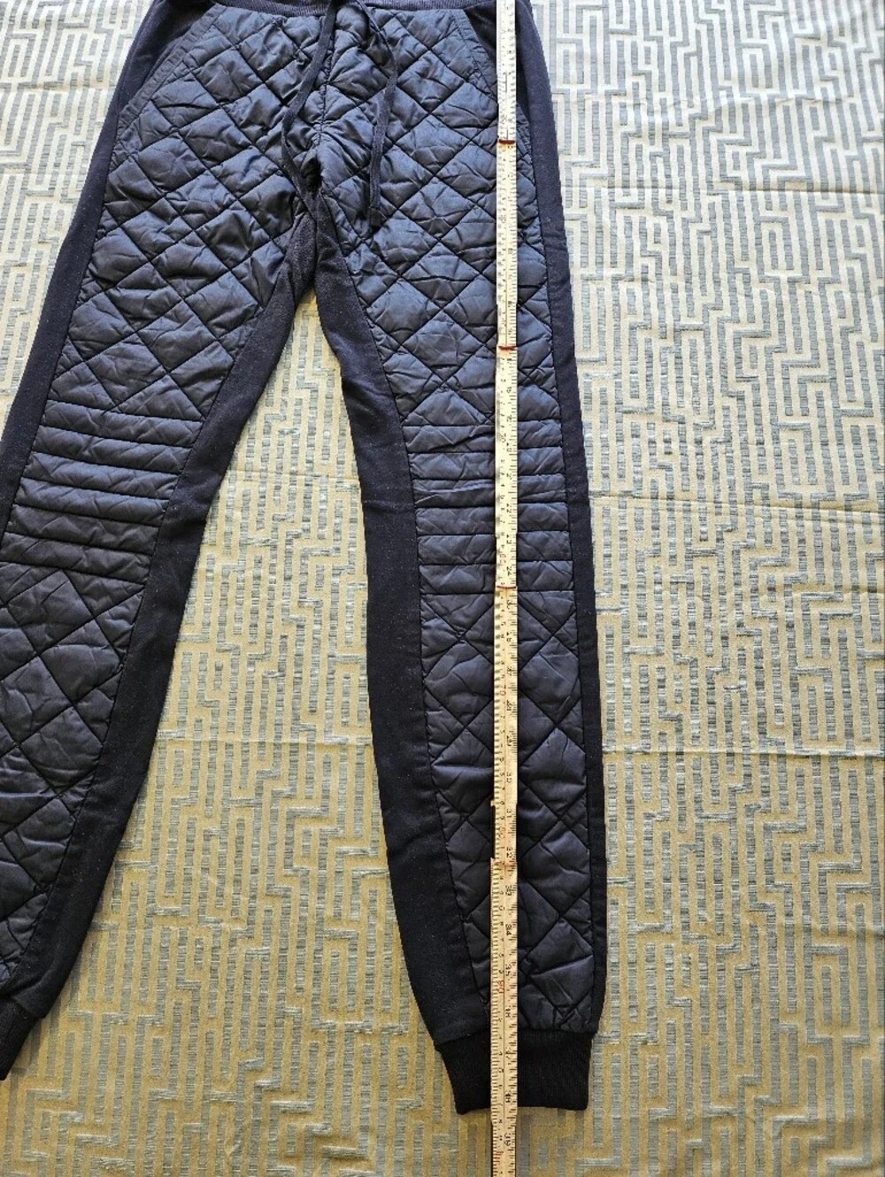 ALO Yoga Quilted Black Track Joggers